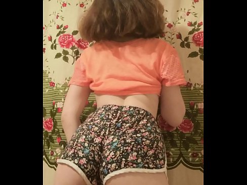 ❤️ Keçika ciwan a seksî li ber kamerayê kurtanên xwe ji xwe dike ️❌ Vîdyoyê qijkî li me ku.mailkassa.ru ❌❤