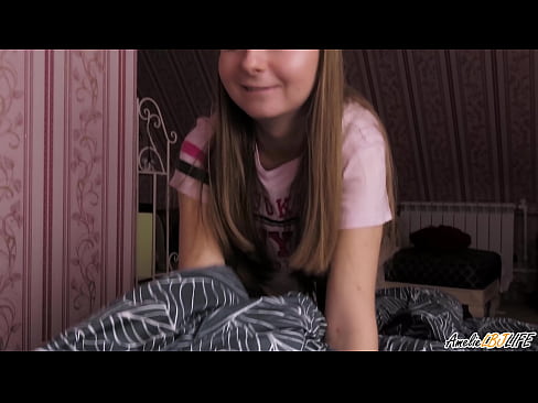 ❤️ Blondie BFF-ya xwe bi kûr dimije û di devê xwe de diqelişe ️❌ Vîdyoyê qijkî li me ku.mailkassa.ru ❌❤